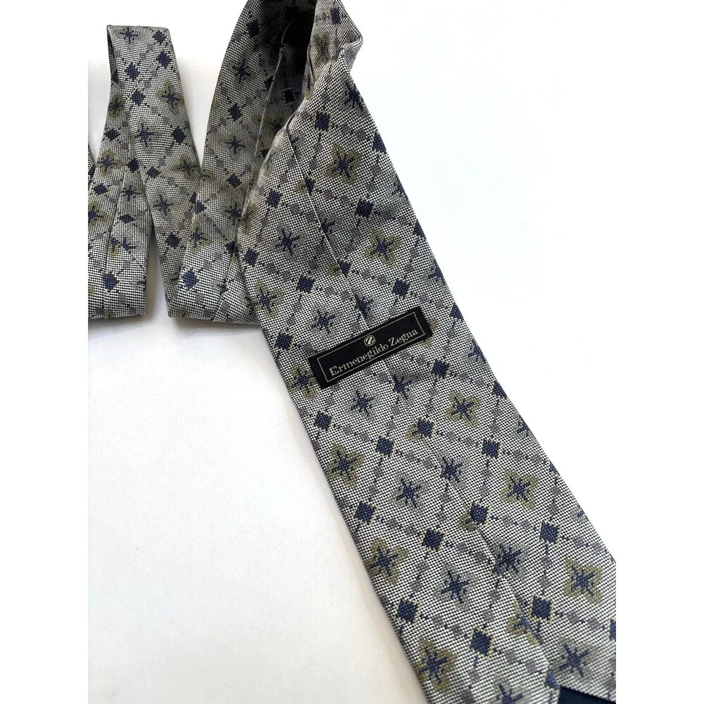 Vintage Ermenegildo Zegna Silk Floral Neck Tie Italy 3.5